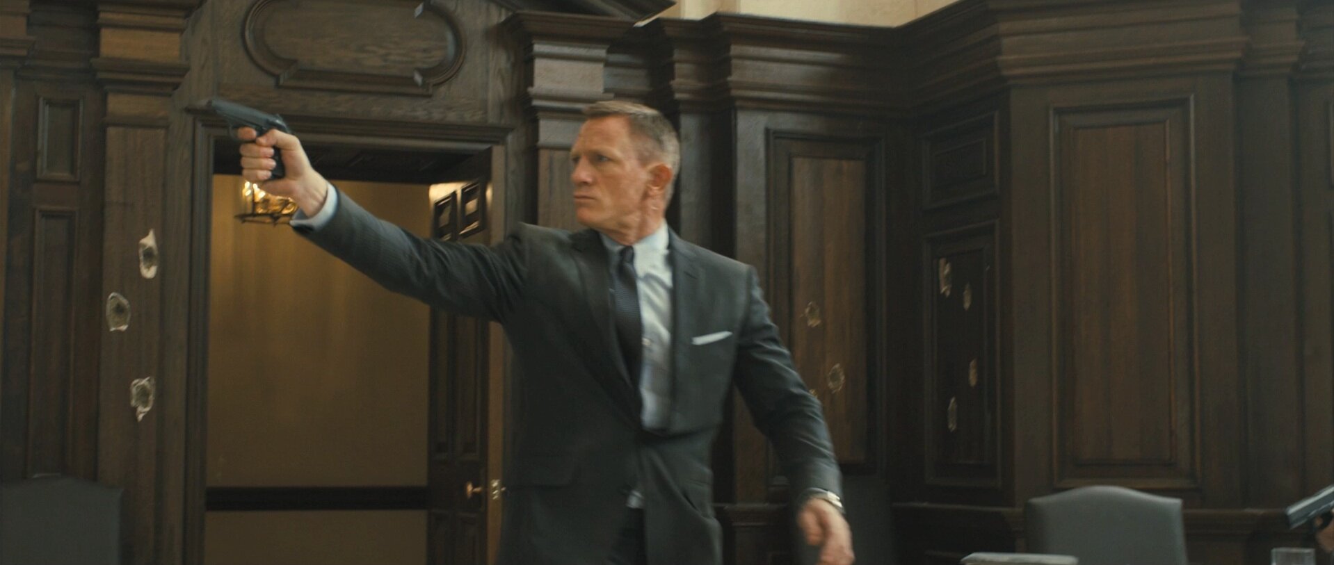 Skyfall gunshot Skyfall gunshot
