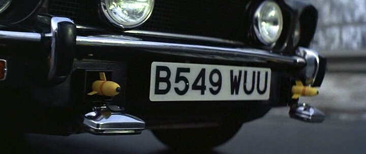 James Bond - How to drive a car James Bond - How to drive a car