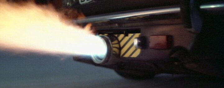 The Living Daylights - car chase The Living Daylights - car chase