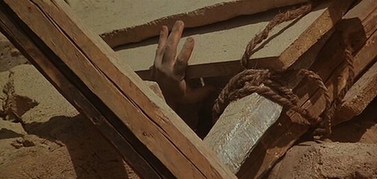 Jaws, The Spy Who Loved Me, hand scaffolding Jaws, The Spy Who Loved Me, hand scaffolding